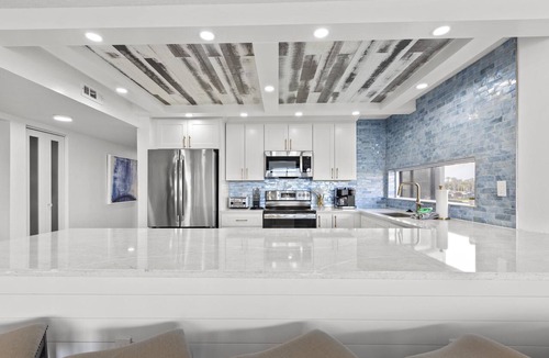 Butler Beach Condo | *Newly Remodeled 3/2 Oceanfront ~ 3 King Beds!*