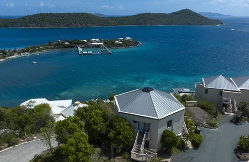 Anna's Retreat Condo | Newly Renovated 2BR/2BA-Oceanview
