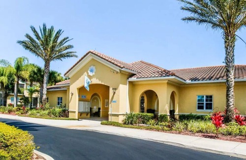 West Kissimmee Condo | Newly Renovated 3 bedroom 2 bath condo, Just outside Disney near all attractions