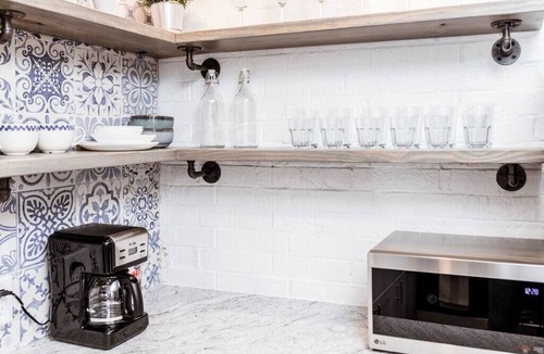 University District Apartment | Newly Renovated(A) OSU/Central ❤Near EVERYTHING!