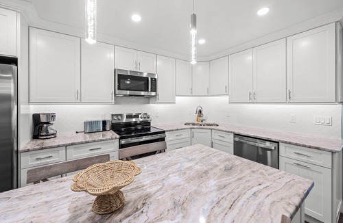 Sanibel Condo | Newly Renovated Beach Front 2 bed, 2 bath at Sanibel Moorings #111