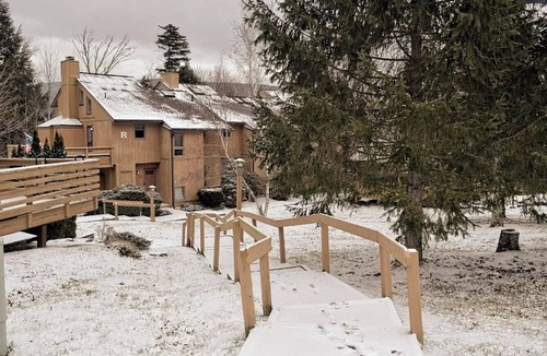 Hunter Condo | Newly renovated Hunter Mountain condo steps from slopes- seasonal rental avail