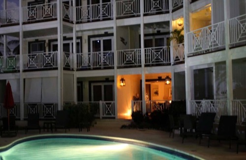Weston Condo | Newly Renovated - Spacious 3 Bed/2 Bath at Lantana, West Coast