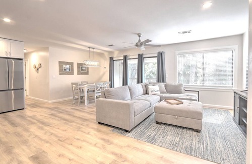 Hilton Head Island Apartment | Newly updated in Forest Gardens