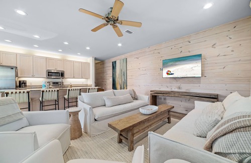 Orange Beach House | Newly Updated Coastal Beachside Bungalow | Orange Beach | Beachfront Pool | Free Parking