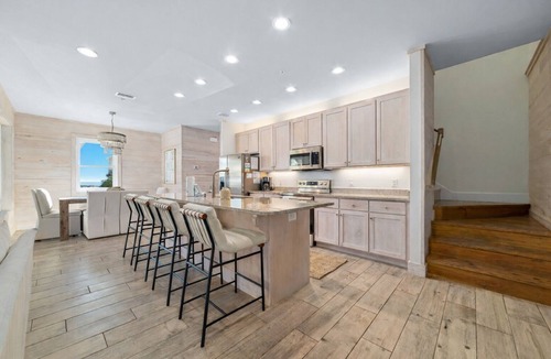Orange Beach House | Newly Updated Coastal Beachside Bungalow | Orange Beach | Beachfront Pool | Free Parking