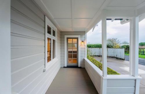 Newstead Villa | Newstead Estate- Private Retreat Near Hamilton