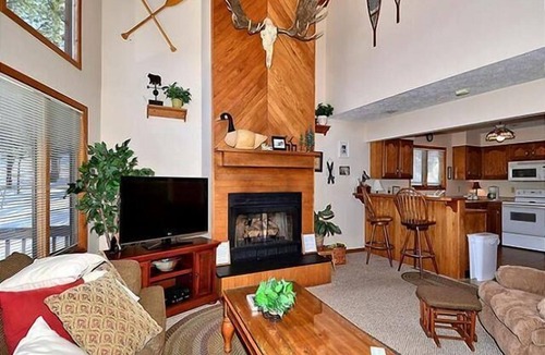 Northface House | NF35-Family retreat! Hot tub! Game Room!