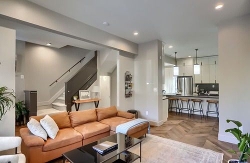 Brighton Heights House | NFL Draft + VIP Fan Basecamp + Close to Acrisure + Gym + Game Room + 2 King Beds