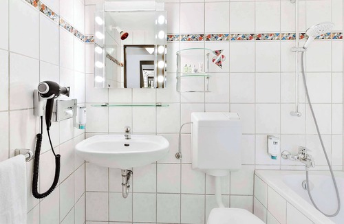 Viernheim Hotel | NH Mannheim-Viernheim