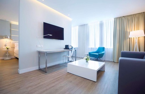 San Nicolas de los Garza Hotel | NH Monterrey La Fe