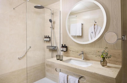 Valencia City Centre Hotel | NH Valencia Center