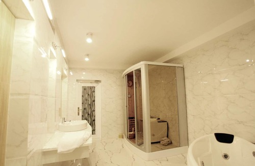 La Gi Hotel | Nhat Minh Hotel