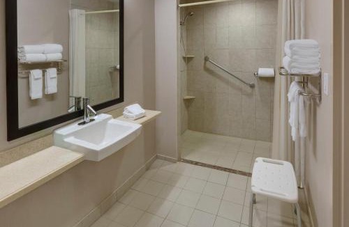 Fallsview Hotel | Niagara Fallsview Hotel
