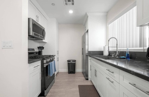 Burbank Apartment | Niagara Unit 103 New
