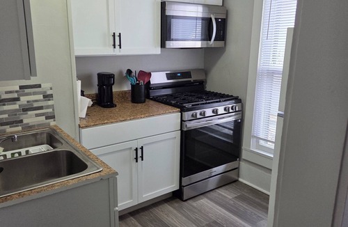 Springfield House | Nice 2-bedroom house with AC in enjoyable Springfield