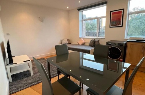 Stockwell Apartment | Nice 2bed Flat 10min to Oxford Circus
