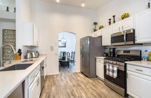 Chandler House | Nice! 5 Bedroom Single-Story Chandler Home