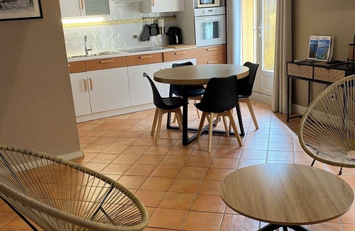 Cassis Apartment | Nice air-conditioned apartment, heart of the village, 2nd floor