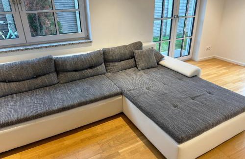 Solln Apartment | Nice and big Apartment for up to 10 people in a very good Location of Munich! Good for Oktoberfest!