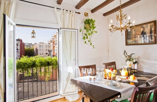 Sant Antoni Apartment | NICE AND COMFORTABLE APARTMENTS NEAR TO THE RAMBLAS