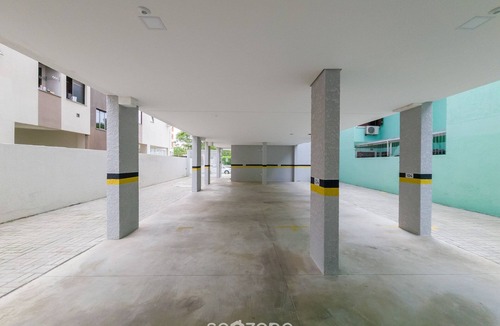Ingleses Centro Apartment | Nice and Equipped Apt. 200m From the Beach Pra0304