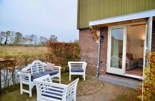 Oudkarspel House | Nice and inexpensive apartment with all comforts!