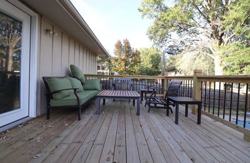 Grandview House | Nice and Large House Near Longview lake