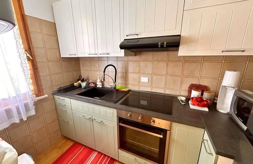 Sirolo Apartment | Nice and spacious one-bedroom apartment with garden in the center