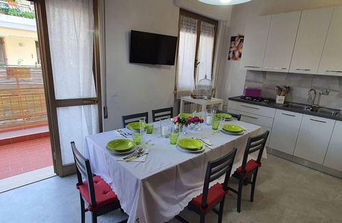 Torre del Lago Puccini Apartment | Nice apartment for 5 guests with WIFI, A/C, TV, balcony and pets allowed, close to Viareggio