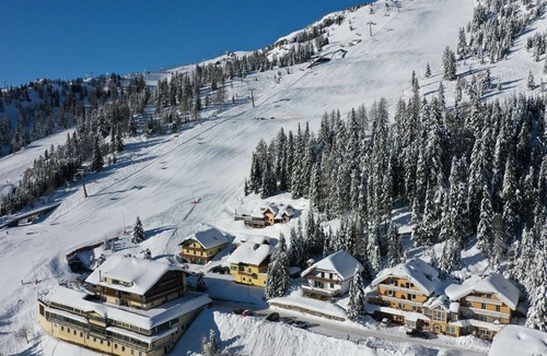 Katschberg Apartment | Nice apartment for 5 people with WIFI, TV, balcony and pets allowed