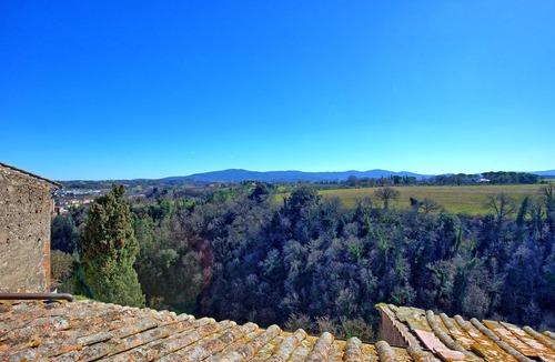 Colle di Val d'Elsa Apartment | Nice apartment for 6 guests with WIFI, TV, terrace and panoramic view, close to San Gimignano