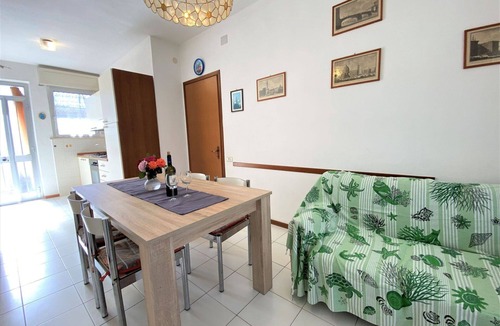 Vada Apartment | Nice apartment for 6 guests with TV and balcony