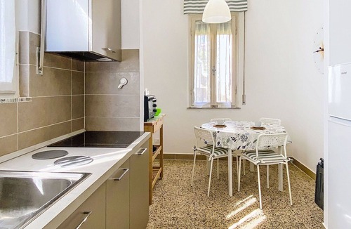 Castiglioncello Apartment | Nice apartment for 6 people with WIFI, TV, patio and pets allowed