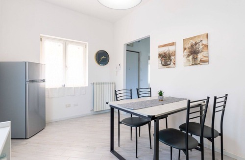Villanova d'Albenga Apartment | Nice apartment for 4 people with A/C, WIFI, TV, balcony and panoramic view
