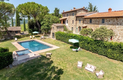 Tavarnelle Val di Pesa Villa | Nice apartment in villa with WIFI, pool, TV and panoramic view, close to Greve In Chianti