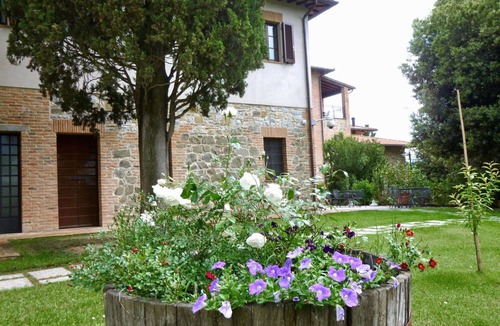 Po' Bandino Villa | Nice apartment in villa for 6 people with A/C, pool, WIFI, TV and terrace