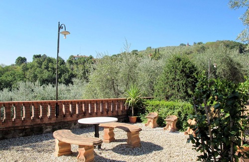 Pieve a Nievole Apartment | Nice apartment for 4 guests with hot tub, WIFI, pool, A/C, TV, patio and pets allowed