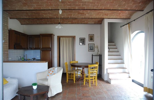 Castelfiorentino Villa | Nice apartment in villa with WIFI, pool, patio and panoramic view, close to San Gimignano