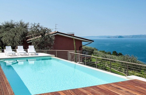 Frader Apartment | Nice apartment for 5 people with A/C, pool, WIFI, TV and terrace