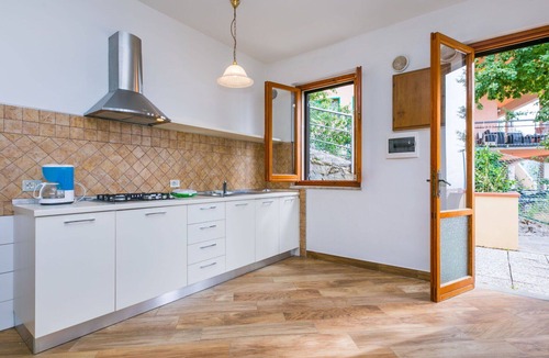 San Baronto Apartment | Nice apartment for 4 people with WIFI, pool, balcony, pets allowed and panoramic view