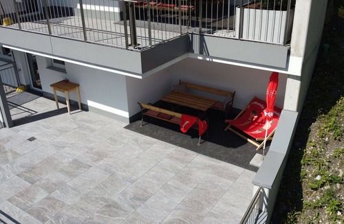 Hippach Apartment | Nice apartment for 18 people with WIFI, TV, terrace and pets allowed