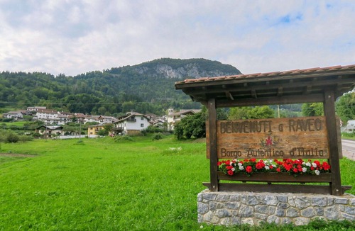Raveo Apartment | Nice apartment for 2 guests with WIFI, TV, patio and pets allowed