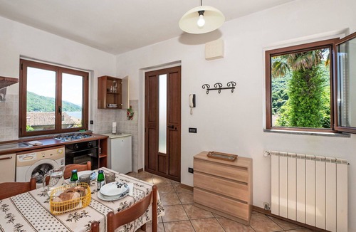 Mergozzo Apartment | Nice apartment for 2 guests with WIFI, TV and terrace