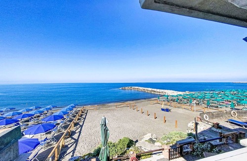 Marina di Cecina Apartment | Nice apartment for 3 people with WIFI, A/C, terrace and pets allowed