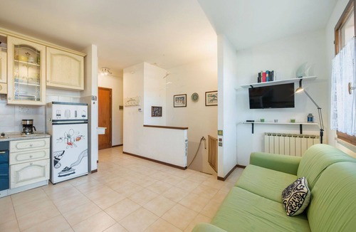 Pignone Apartment | Nice apartment for 4 guests with pool, WIFI, TV and pets allowed