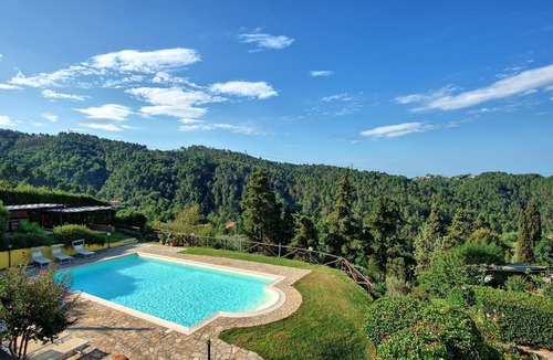 Massarosa Apartment | Nice apartment for 4 guests with WIFI, pool and TV, close to Viareggio