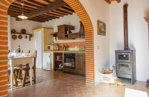 Fucecchio Apartment | Nice apartment for 4 people with WIFI, pool, A/C, patio and pets allowed