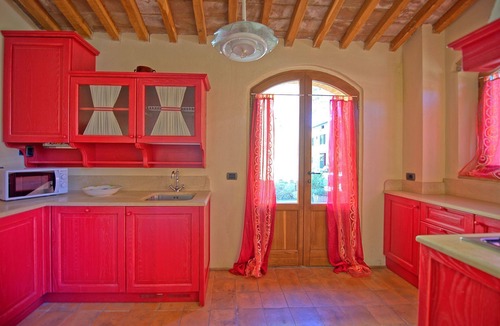 Poggibonsi Apartment | Nice apartment for 4 people with A/C, pool, WIFI and TV, close to San Gimignano
