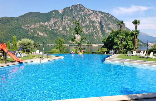 Bissone Apartment | Nice apartment for 4 people with A/C, pool, WIFI, TV, balcony, panoramic view and parking